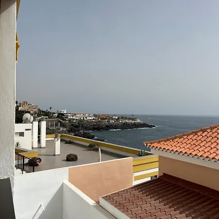 3 Minute Walk To The * Puerto de Santiago (Tenerife)