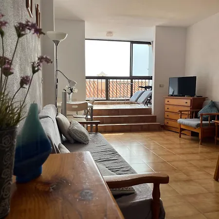 Apartamento 3 Minute Walk To The *