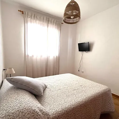 3 Minute Walk To The Apartamento