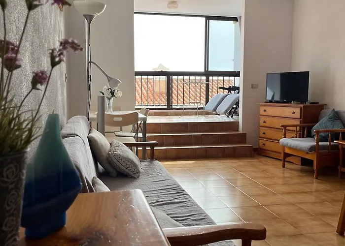 Apartamento 3 Minute Walk To The *