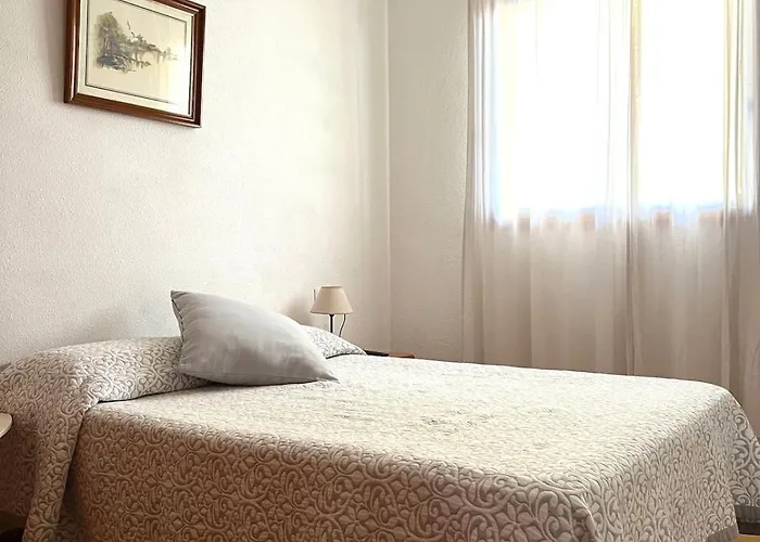 3 Minute Walk To The * Puerto de Santiago (Tenerife)