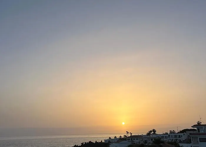 3 Minute Walk To The * Puerto de Santiago (Tenerife)